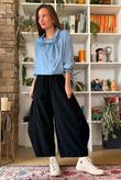 Bateau Needlecord 7/8 Barrel Culotte Pant Black